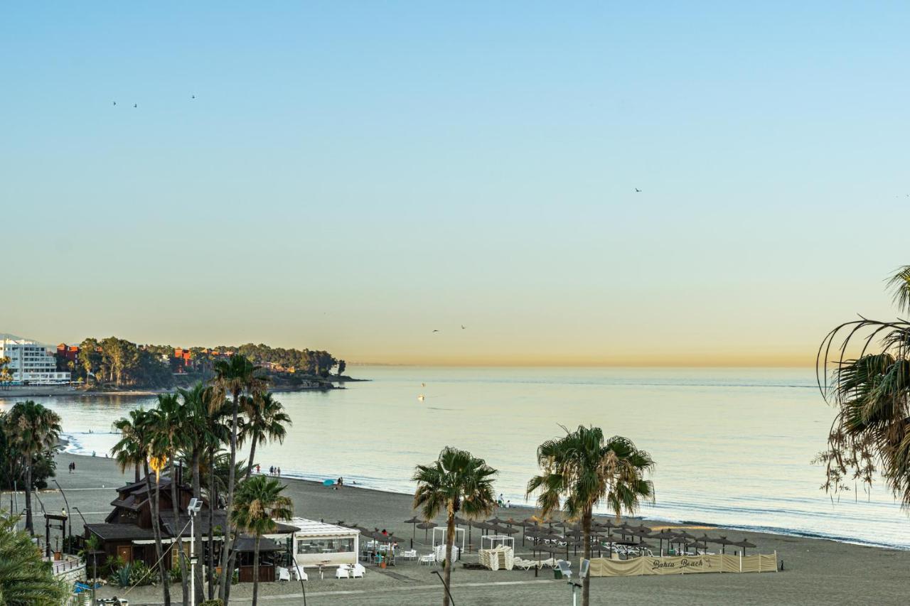 Bonito Apartamento En Primera Linea De Playa Estepona Exterior photo